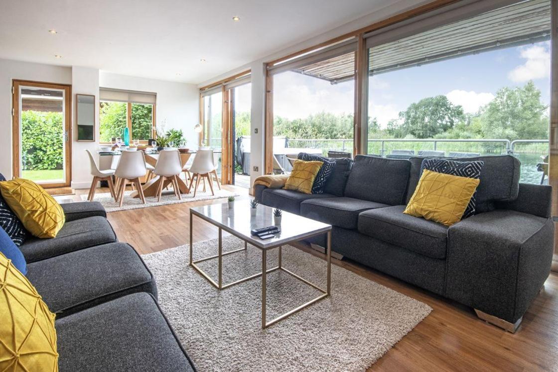 Holiday home Waters Edge 04, Waterside P *