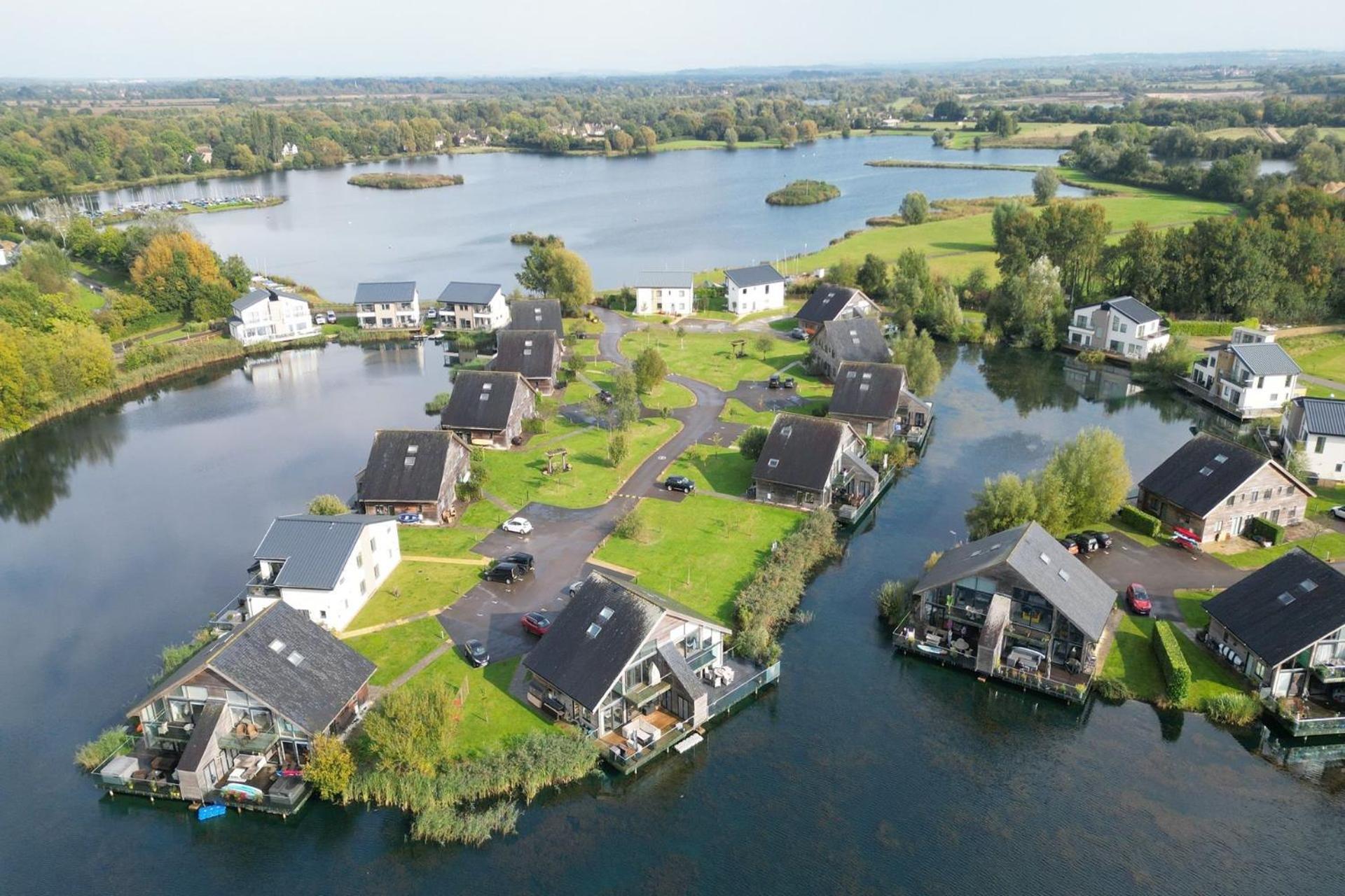 Waters Edge 04, Waterside P South Cerney